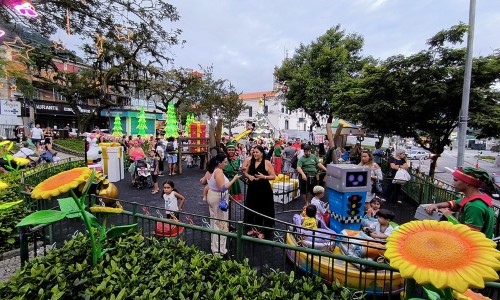 Angra dos Reis inicia temporada de Natal com inauguração da Vila do Noel e agenda cultural diária